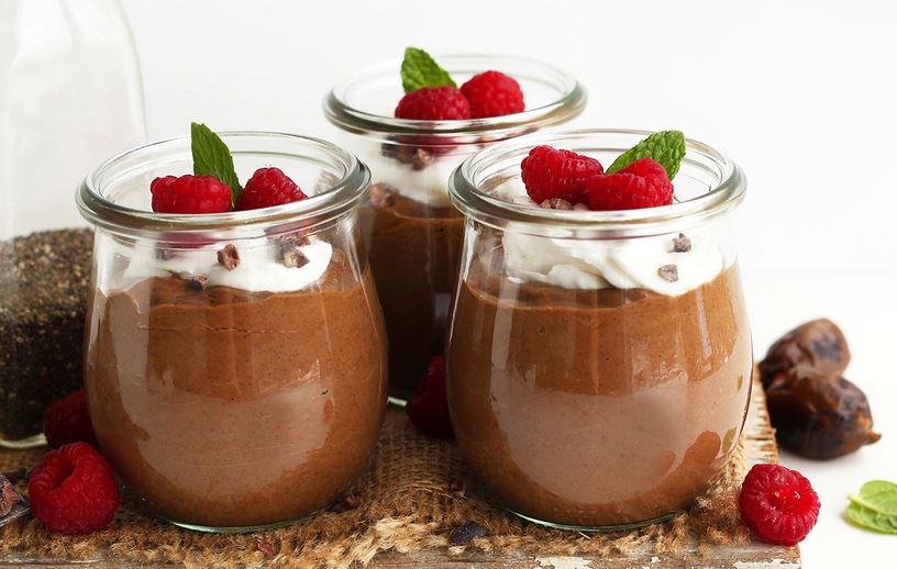 Pudim de chia e chocolate