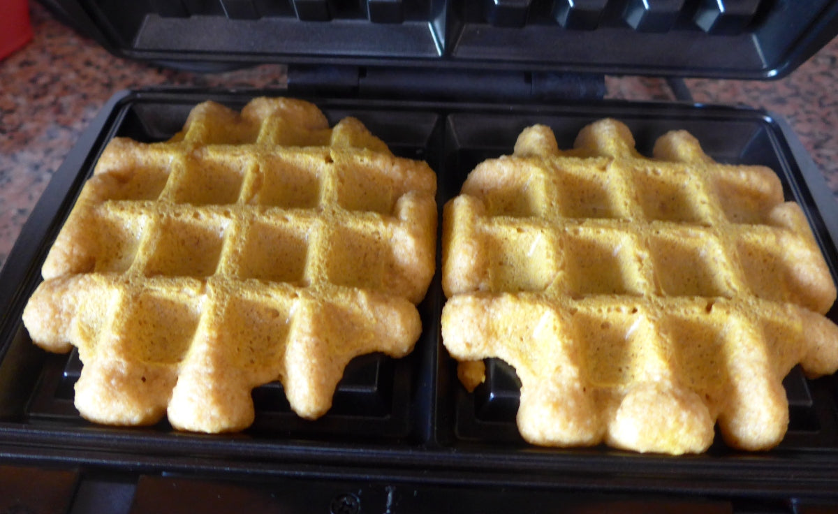 Waffles saudáveis de abóbora e maçã