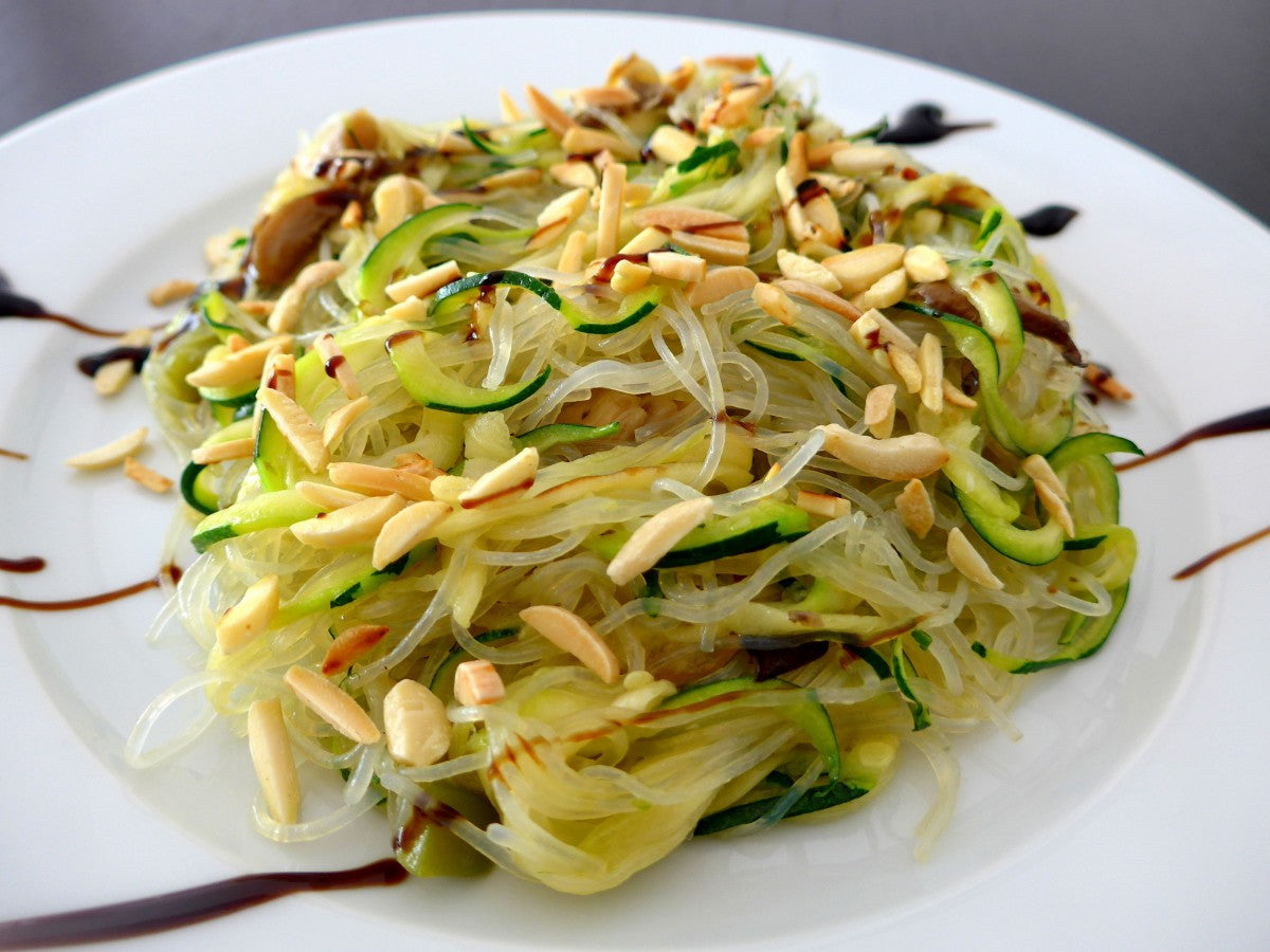 Zoodles de Curgete com frango e cogumelos