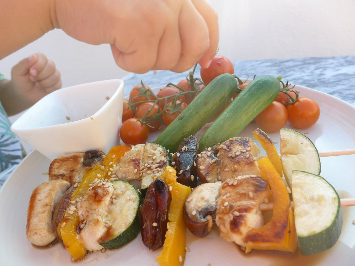 Espetadas de frango e cogumelos