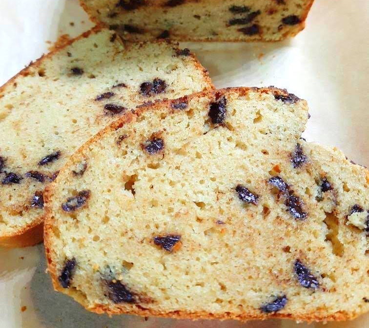 Pão recheado com chocolate