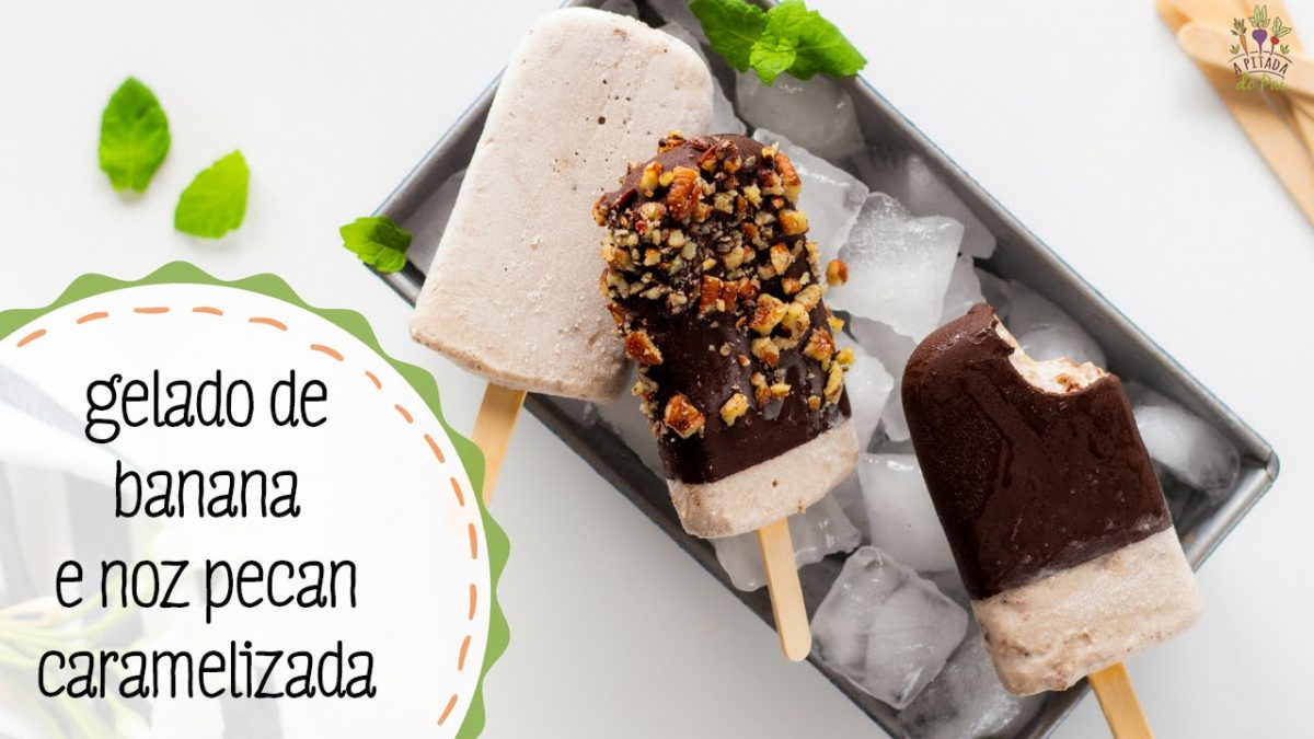 Gelado de chocolate com banana e noz