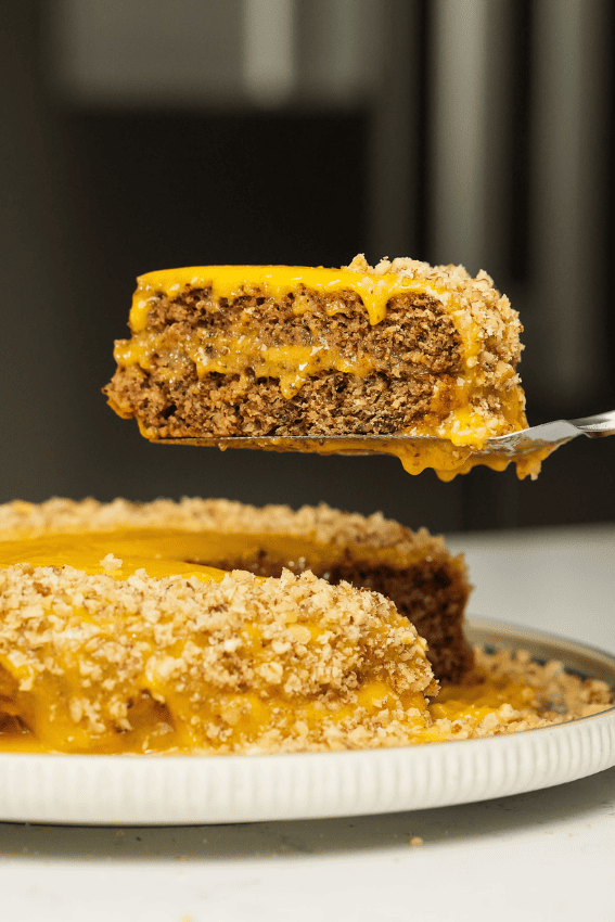 bolo de noz e doce de ovos