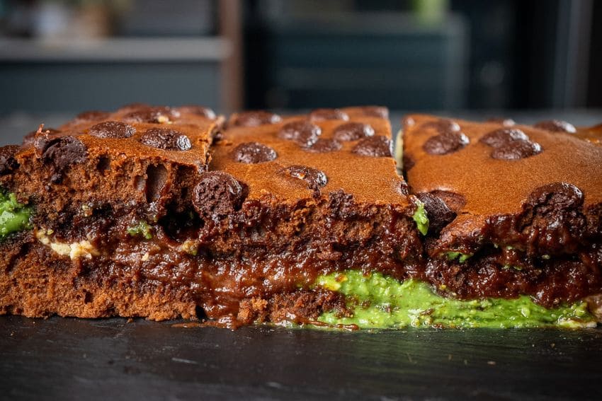 Brownie com recheio de pistachio na air fryer