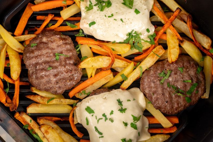 Como fazer hamburguer na air fryer