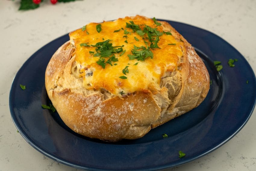 Pão recheado com bacalhau