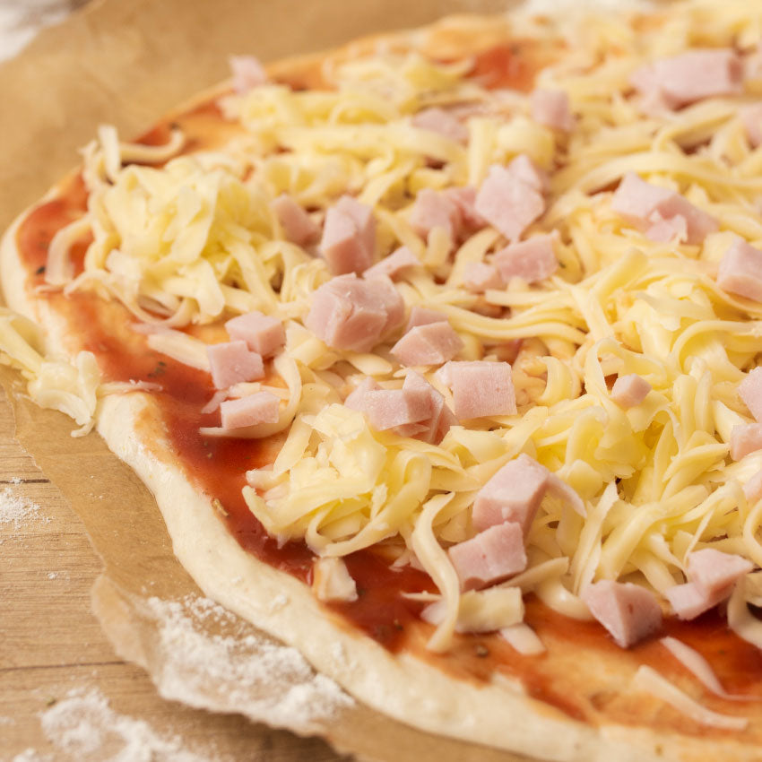 Piza carbonara no robot de cozinha