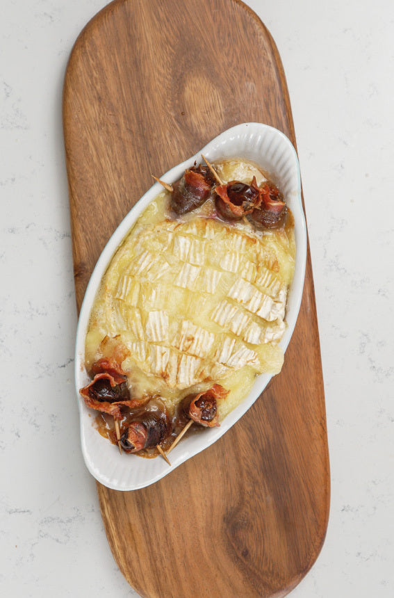 Timbale de polvo com migas de aveia e tomate
