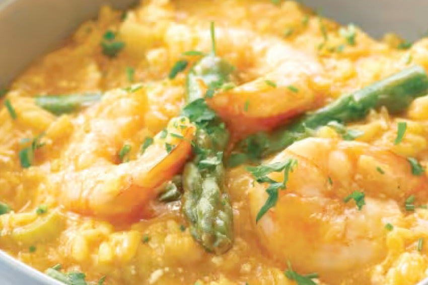 Risoto de camarão, espargos e açafrão